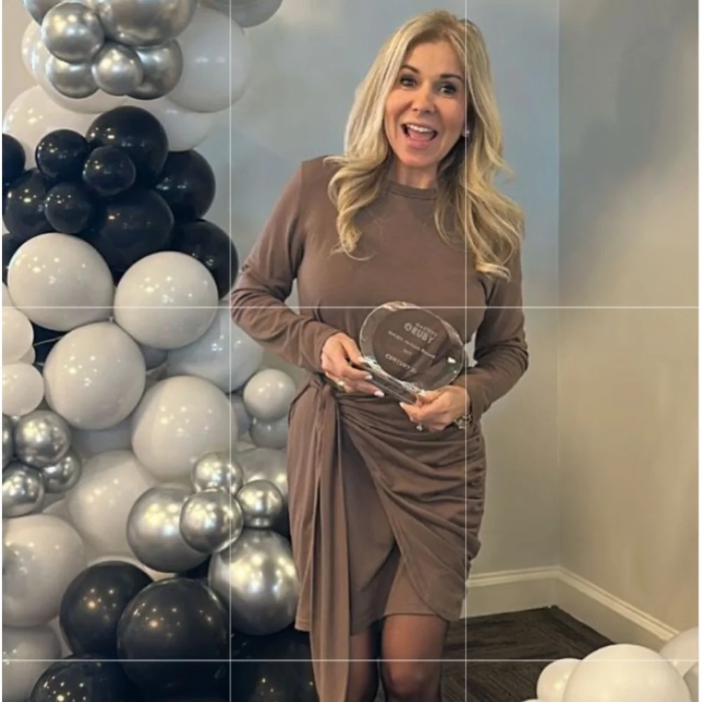 - ⭐️Like & Share When I'm Live ⭐️ Live Show Notification⭐️ - Picture 10 of 12